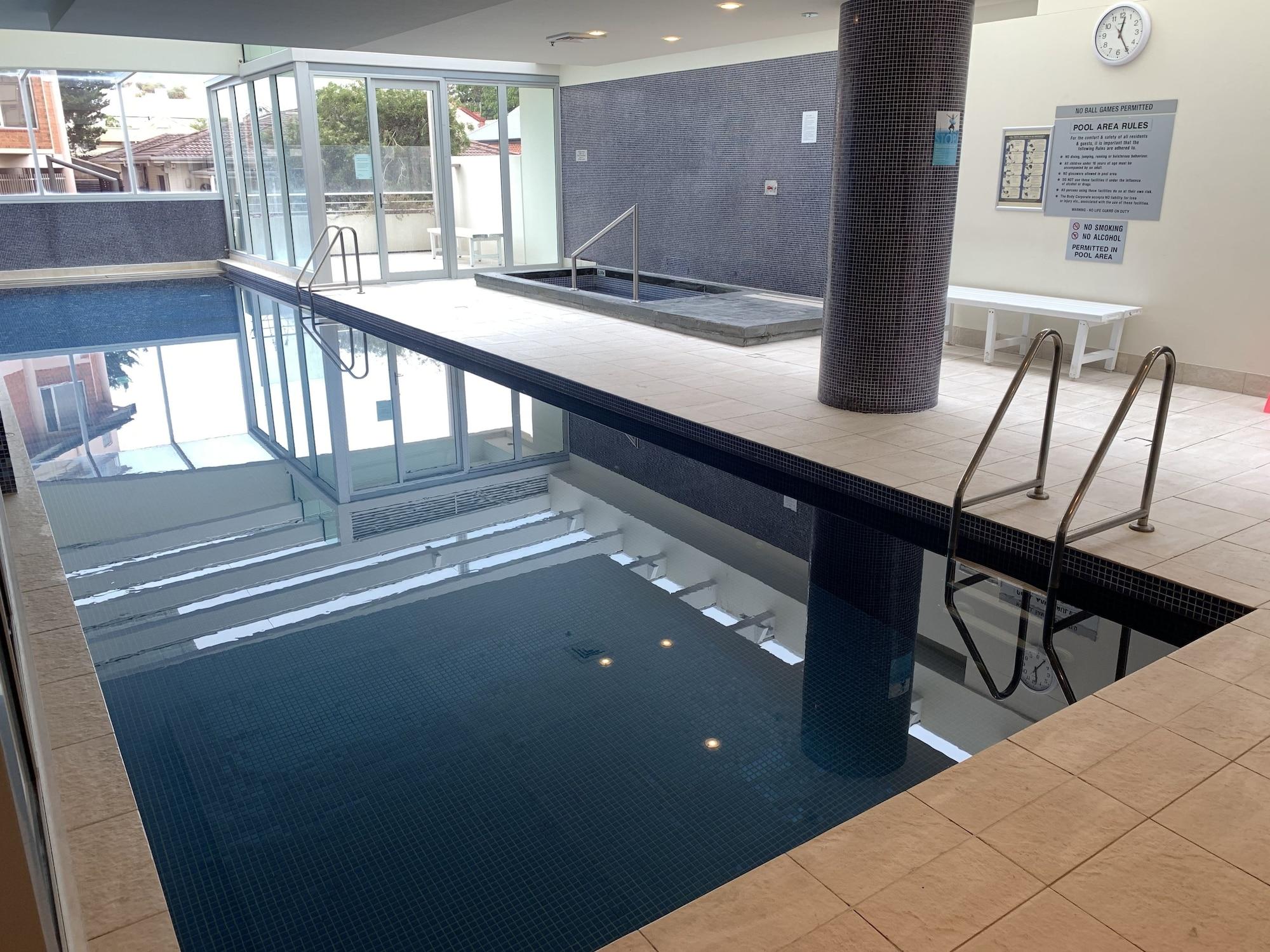 Ensenada Motor Inn And Suites Adelaide Bagian luar foto